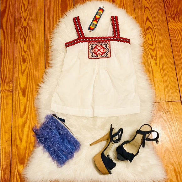 Rubbish Tops - White Embroidered Blouse 🏵